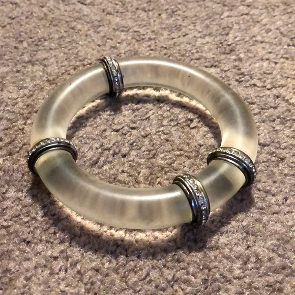 Bracelets - Picture 4 of 4